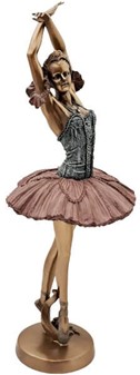 BALLERINA FIGUR. Danserinde figur som romantisk gave til hende