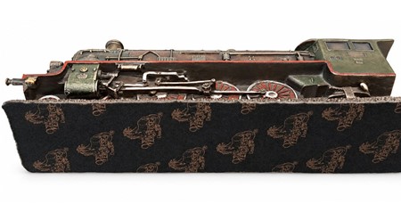 Steampunk Damplokomotiv Figur – En nostalgisk rejse i miniature!