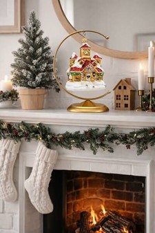 Rådhus på juletræet? Kun i form af en blæst dekorative glas figur