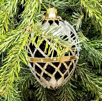 SORT JULEPYNT. Eksklusiv Fabergé-inspireret Julepynt i Håndmalet Glas