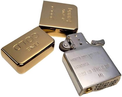BENZIN LIGHTER. Eksklusiv Guldbarre Metal Lighter i en Gaveæske