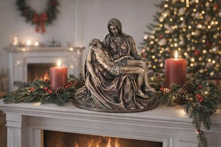 Pieta Figur. Michelangelo's mesterværk som elegant boligindretning