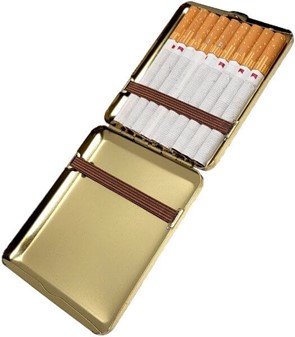 GAVE TIL MORS DAG. Den smukkeste guldfarvet metal cigaretetui