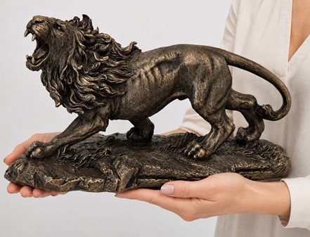 LØVE FIGUR. Brølende Elegance og Majestætisk Bronzefigur Til Hjemmet