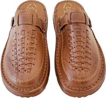 SANDALER. Moderne, billige herresandaler ægte læder med en gummisål