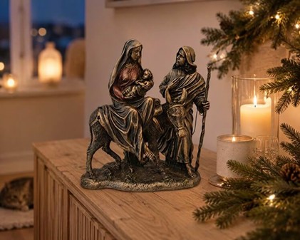 FLUGT TIL EGYPTEN. Enestående figur Hellige Familie. Ideel Julegave