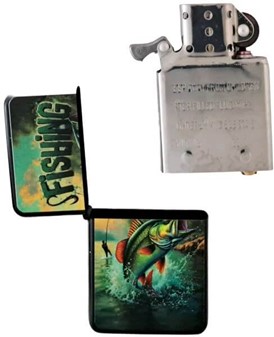 BENZIN LIGHTER. Benzindrevet billig lighter med cool fiskeprint