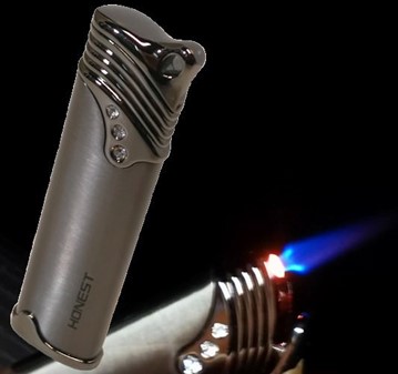 GAVEIDEER TIL KVINDER. Smuk grafit lighter med tre krystaller