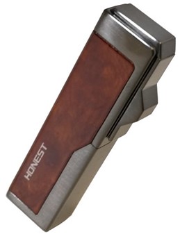 GAVE KÆRESTE MAND. Unik og billig stormlighter med stærk røde flamme