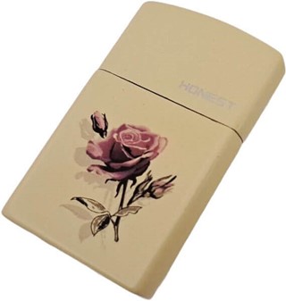 Elegant billig gas lighter med roser. Romantisk design til hende