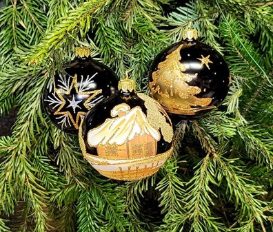 Sorte julekugler med tre forskellige julemotiver i guld, Ø 8 cm 6 stk