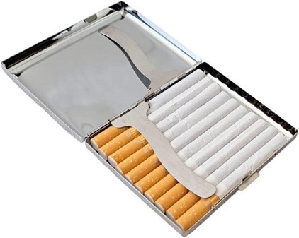 Metal cigaretetui med søde hvalpemotiv – nuttet Jack Russell