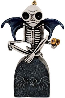 Unik Skelet Flagermus Figur. Bat-Bones gotisk dekor med mørk humor
