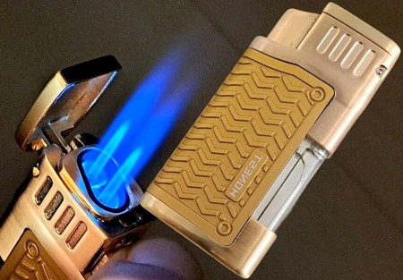 Den perfekte lighter findes. Dobbelt Flamme. Pålidelig og funktionel