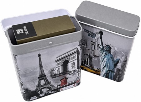 Stilfuldt cigaret etui metal. Sæt med Paris og New York design. 2 stk.