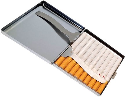 CIGARETETUIER METAL. Smukke heste i galop på billige cigaretetuier