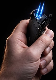 Turbolighter med 3 Jet-flammer. Robust stormlighter til cigarer