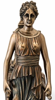 INSPIRATION TIL INDRETNING. Imponerende Art Deco ur i bærestol form