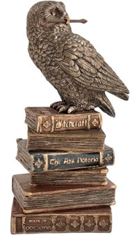 Ugle Figur Bronze. Kreativ Studentergave og Symbol på Visdom
