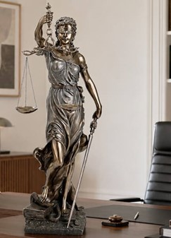 RETFÆRDIGHEDS GUDINDE. Justitia figur bronze til kontor dekoration