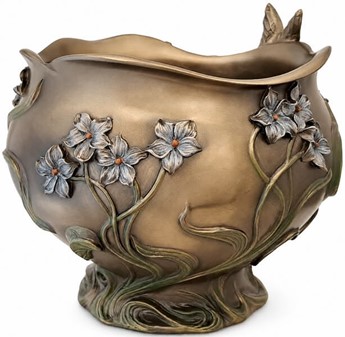 ART NOUVEAU VASE. Unik Veronese vase med blomster og sommerfugl