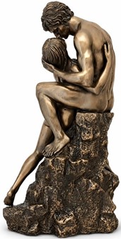 ROMANTISKE GAVER. Smuk figur af et nøgent par i et lidenskabeligt kys