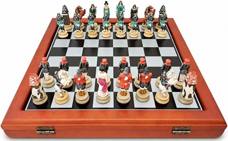 FØDSELSDAGSGAVE TIL HAM. Spændende skak med samurai krigere figurer