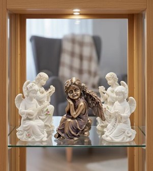Drømmende Engle Figur. Den perfekte, personlige gave til mormor