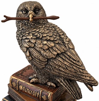 Ugle Figur Bronze. Kreativ Studentergave og Symbol på Visdom
