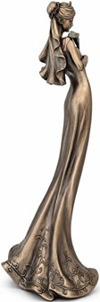 BRYLLUPSFIGURER. Smuk bronze skulptur af brudepige med lilje