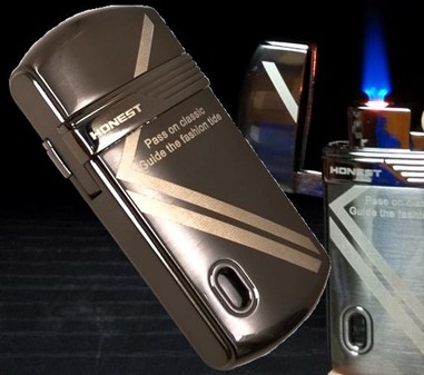 FØDSELSDAGSGAVE TIL MANDEN. Super og billig gas lighter i grafit