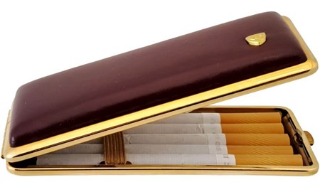 GAVEIDE TIL MANDEN. Eksklusiv læder cigaretetui til slanke cigaretter