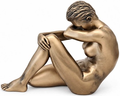 BILLIG KÆRESTE GAVE. Bronze statuette af siddende nøgne kvinde