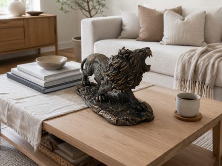 LØVE FIGUR. Brølende Elegance og Majestætisk Bronzefigur Til Hjemmet
