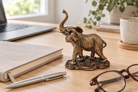 Lille Elefant Figur. Bronze Dekoration – Perfekt Gave til Hjemmet