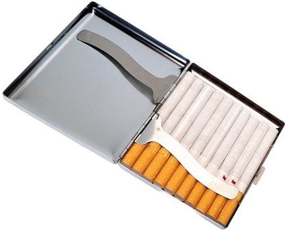 CIGARETETUIER METAL. Smukke heste i galop på billige cigaretetuier