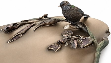 Elegant Art Nouveau pyntefad med fugl. Perfekt til stilfuld dekoration