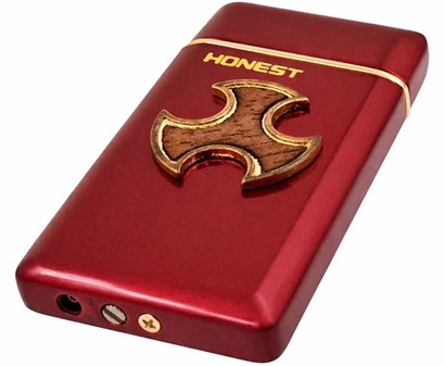 Unik rød turbo lighter. Elegant gave til hende med kraftig flamme