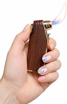 Premium Pibe Lighter med værktøj. Perfekt gave til piberygeren