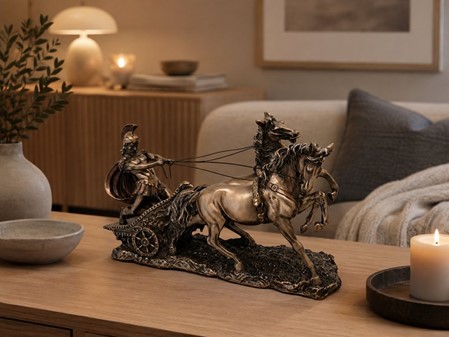 ROMERSK STRIDSVOGN. Unik skulptur til hjemmet dekoration. Gave kunst