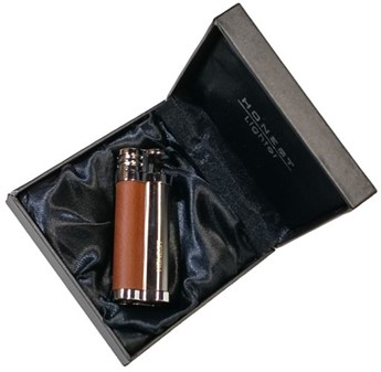 GOD VENINDEGAVE. Smuk og billig, vindtæt lighter i brunt og sølv