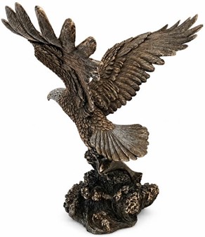 Majestætisk havørn figur. En perfekt gave til naturlivsentusiaster