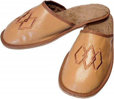 SLIPPERS TIL MÆND. Traditionelle hjemmesko med ægte læder. Kun 139 kr