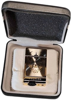 JULEGAVER TIL KÆRESTEN. Eksklusiv og elegant lighter i guld farve
