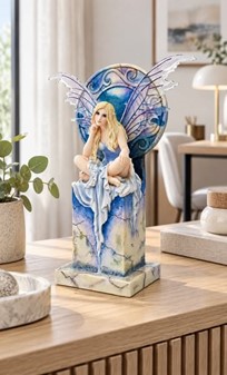 Blå Himmel Fe Figur. En Drøm i Marmor. Fantastisk Polyresin Figur