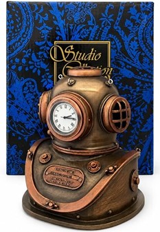 GAVE TIL DYKKER. Unik Veronese figur i form Steampunk dykkerhjelm