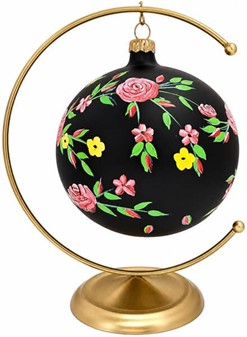 Polsk glas julekugle i sort mat med lyserød blomsterdekoration. 12 cm