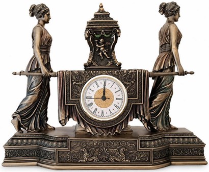 INSPIRATION TIL INDRETNING. Imponerende Art Deco ur i bærestol form
