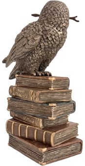Ugle Figur Bronze. Kreativ Studentergave og Symbol på Visdom