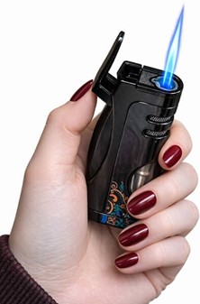 Turbolighter til cigarer. Eksklusiv stormlighter med jetflamme